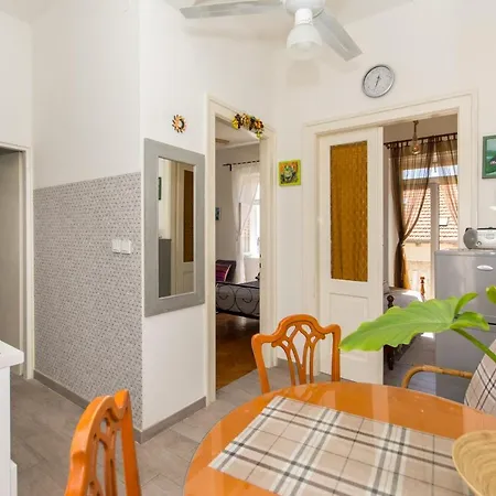 Apartment Milka-sea View In Center Dubrovnik