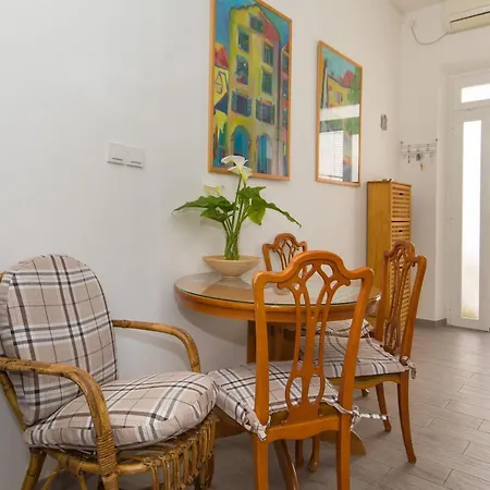 Milka-sea View In Center Apartament Dubrownik